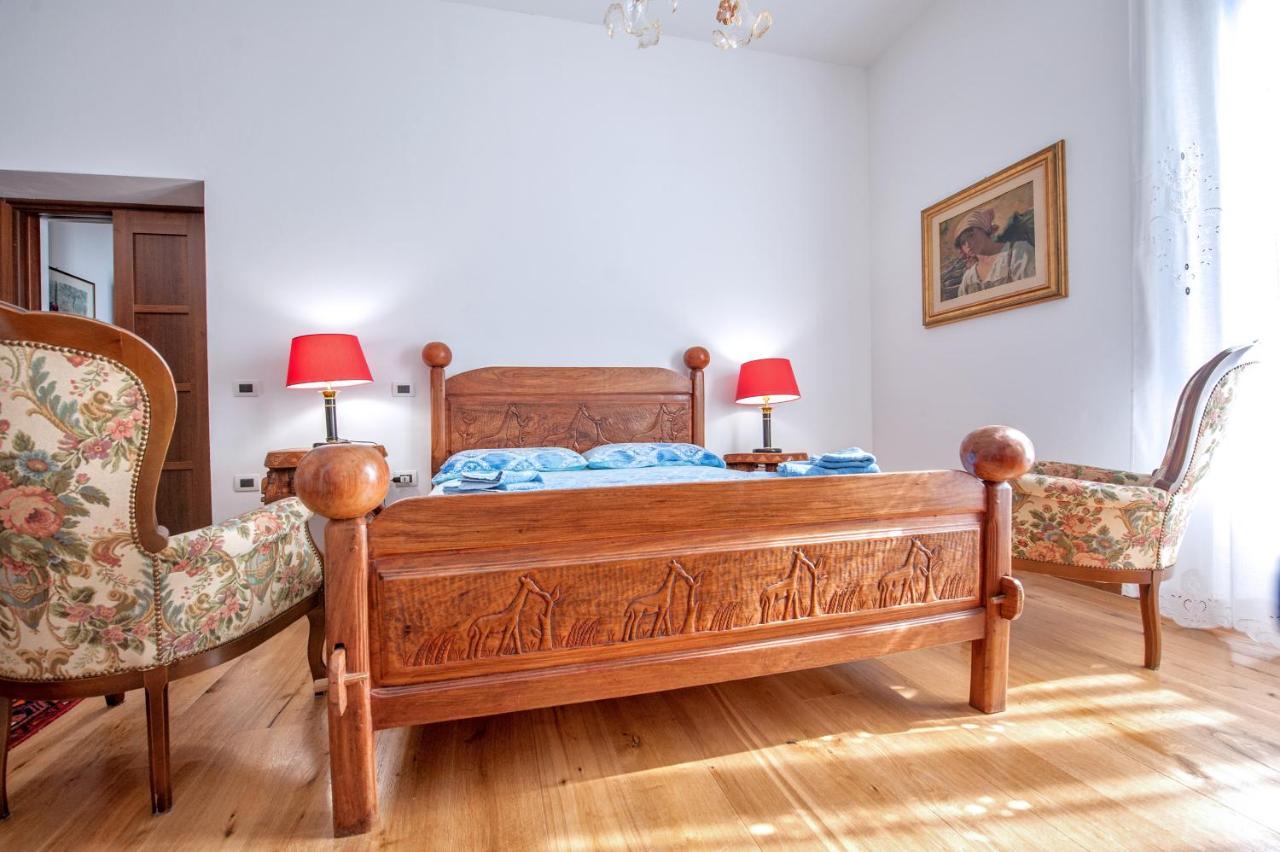 B&B Bone Novelle Dimora Storica Palazzo Zuzi L'Aquila Ngoại thất bức ảnh