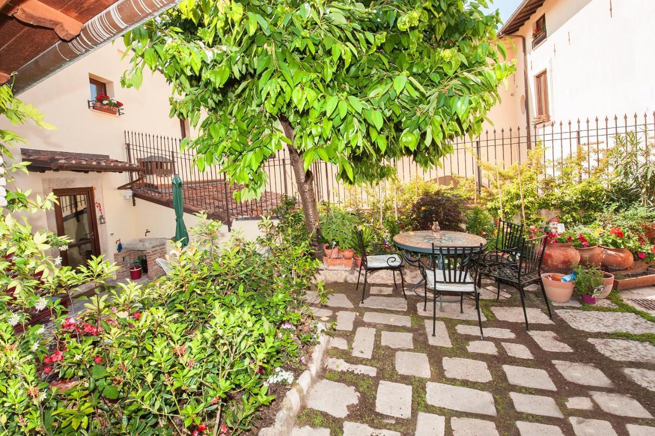 B&B Bone Novelle Dimora Storica Palazzo Zuzi L'Aquila Ngoại thất bức ảnh